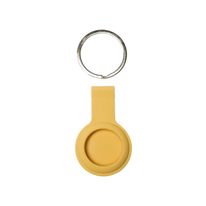 ميدالية مفاتيح Airtag من Target باللون الأصفر